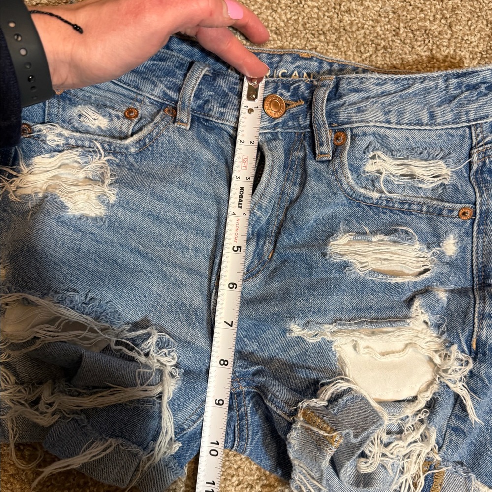 American Eagle Outfitters women’s 000 distressed tom girl Jean Shorts - Picture 7 of 7